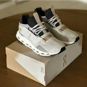 ON Running Cloud Cloudnova Women's White Sand Running Sneakers